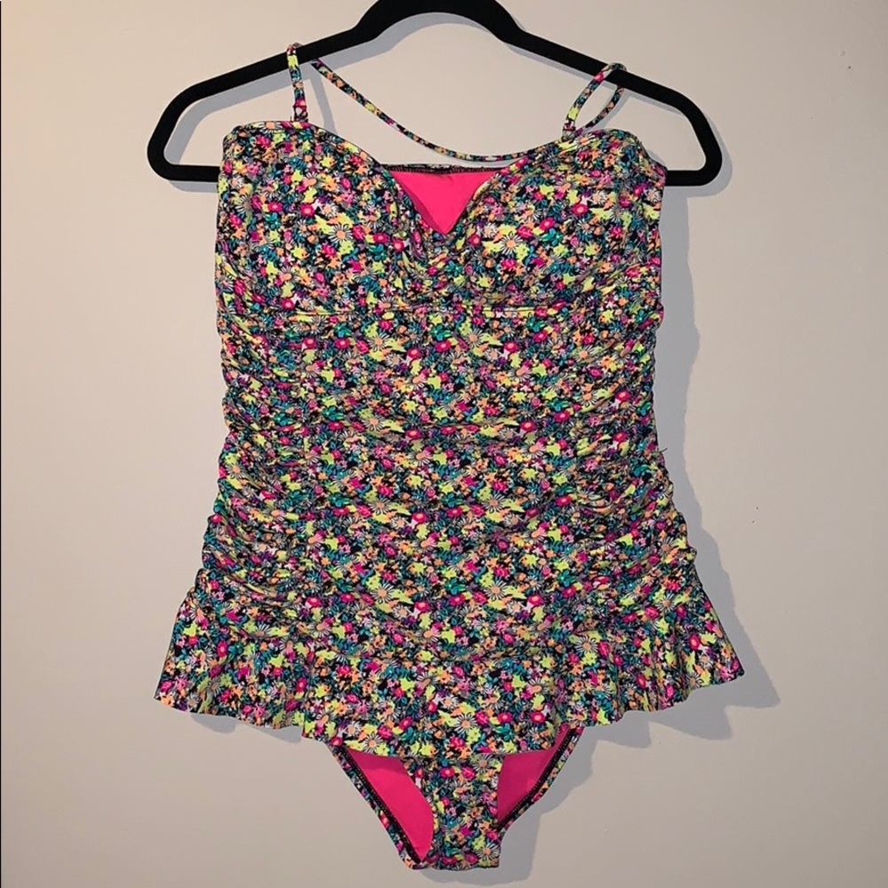 Floral One Piece Bathing Suit Size XL